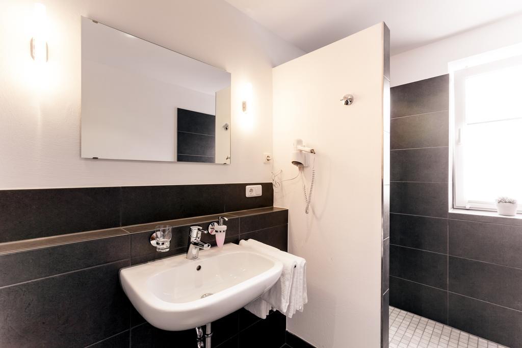 Meyers Hotel Isenbuettel Ruang foto