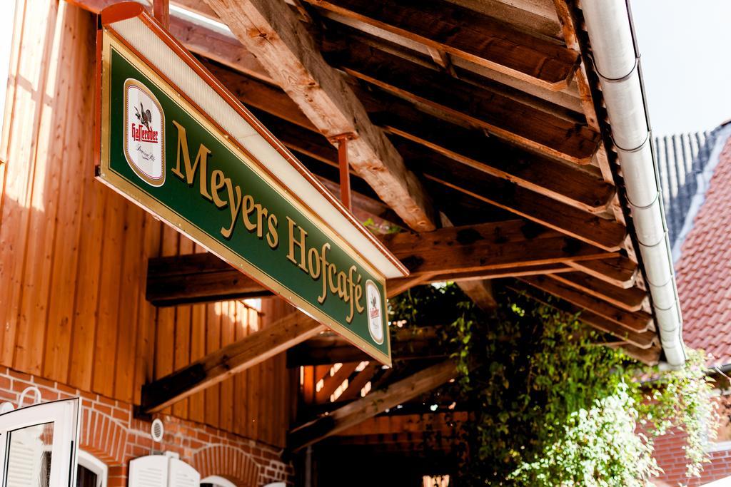 Meyers Hotel Isenbuettel Bagian luar foto